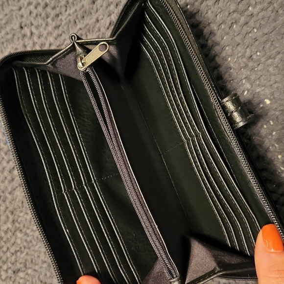 Wallet - Picture 3 of 3